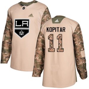 Boern-NHL-Los-Angeles-Kings-Ishockey-Troeje-Anze-Kopitar-Authentic-Camo-11-Veterans-Day-Practice