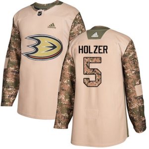 Maend-NHL-Anaheim-Ducks-Troeje-Korbinian-Holzer-5-Camo-Veterans-Day-Practice