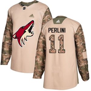 Maend-NHL-Arizona-Coyotes-Troeje-Brendan-Perlini-11-Authentic-Camo-Veterans-Day-Practice