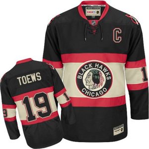 Maend-NHL-Chicago-Blackhawks-Troeje-Jonathan-Toews-19-Authentic-Throwback-Sort-CCM-Third