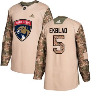 Maend-NHL-Florida-Panthers-Troeje-Aaron-Ekblad-5-VAuthentic-Camo-eterans-Day-Practice