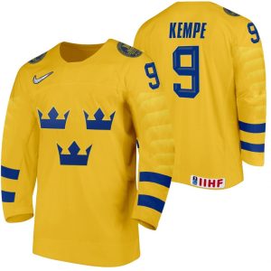 Sverige-Team-Adrian-Kempe-9-Gul-2021-IIHF-World-Championship-Hjemme