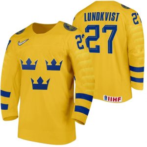 Sverige-Team-Nils-Lundkvist-27-Gul-2021-IIHF-World-Championship-Hjemme