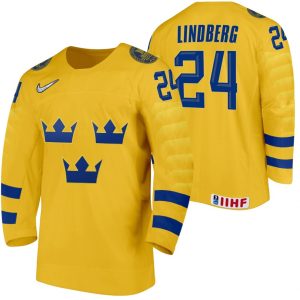 Sverige-Team-Oscar-Lindberg-24-Gul-2021-IIHF-World-Championship-Hjemme