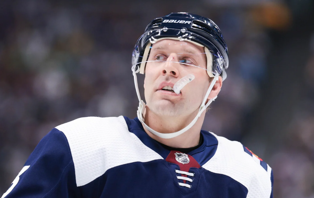 Den erfarne veteran Johnson vil tjene som backup forsvarer for Blue Jackets